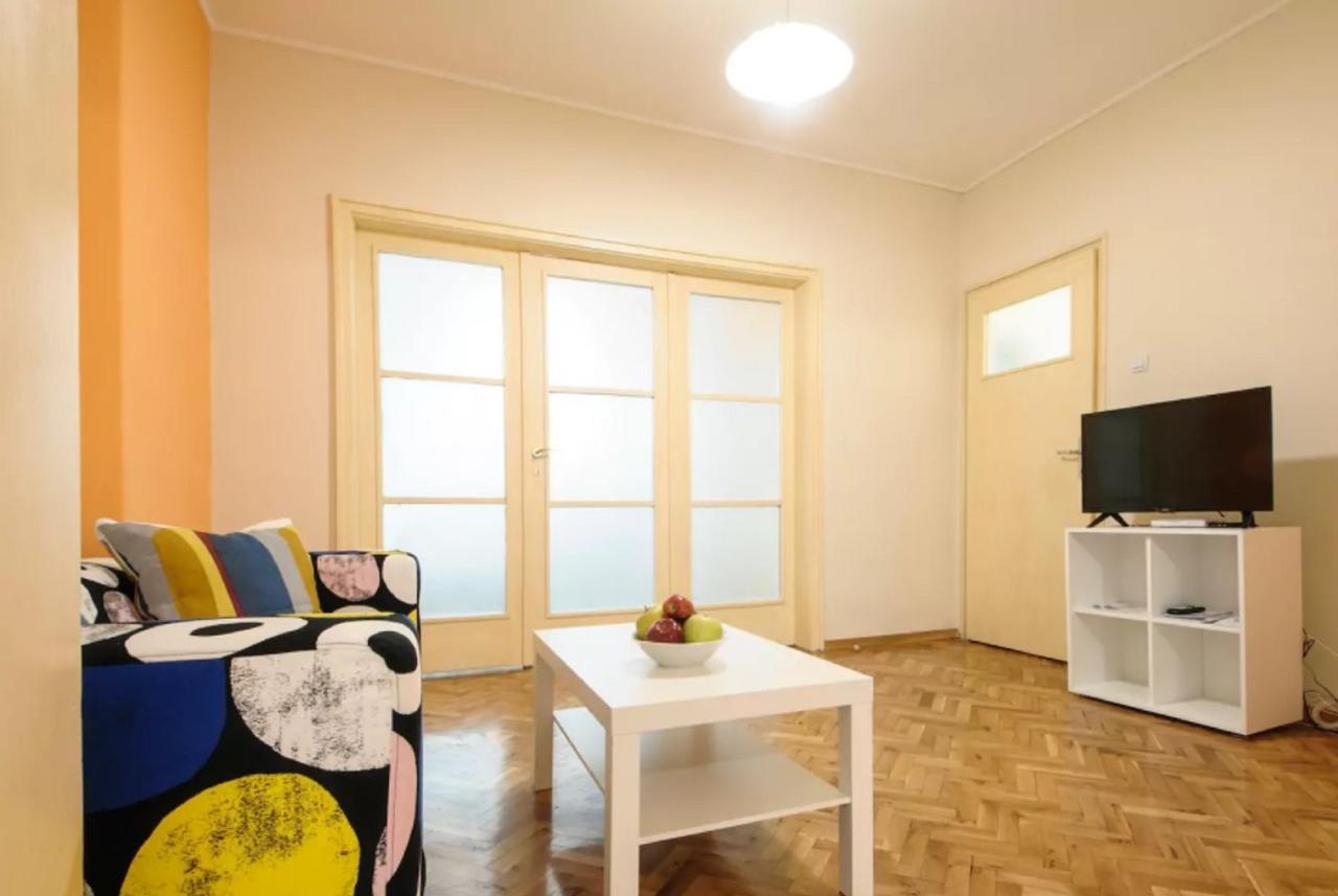 Urban Stay Apartment Sofya Dış mekan fotoğraf